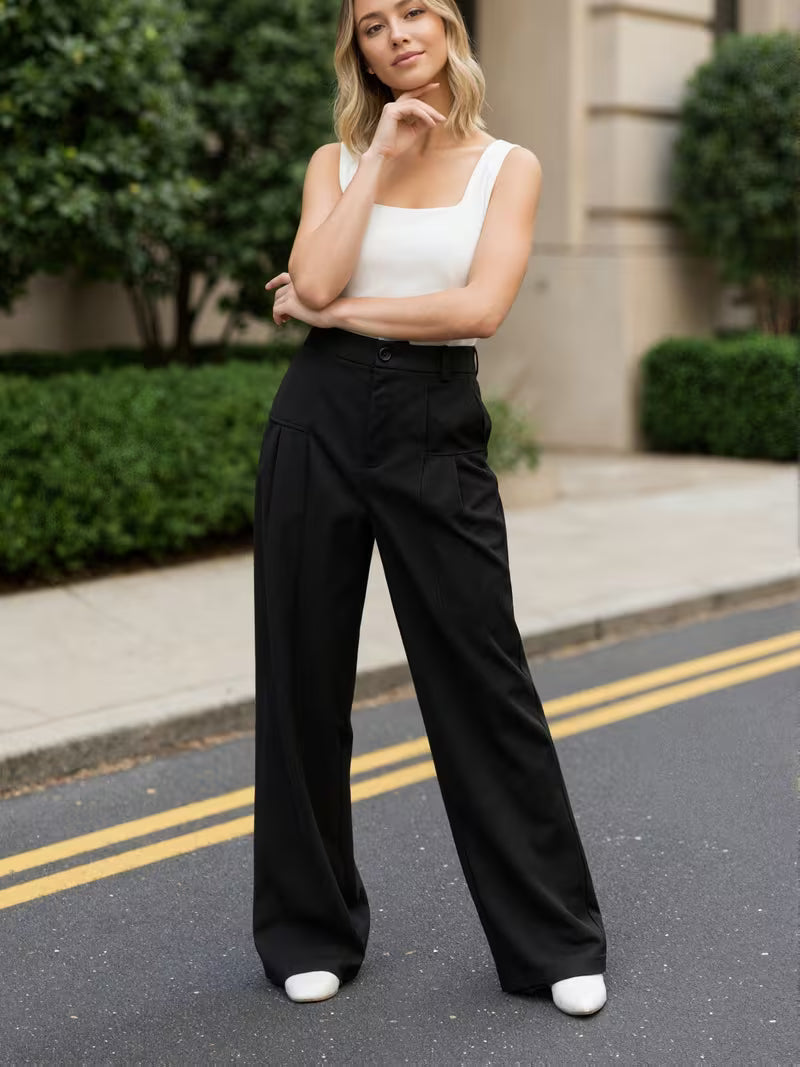 Black Wide-Leg Pants Make Their Debut! Crisp Fabric, High-Waist Design for Extra-Long Legs, Loose Legs for Hiding Flaws While Being Stylish, Casual Yet Sophisticated, Eye-Catching for Street Style!